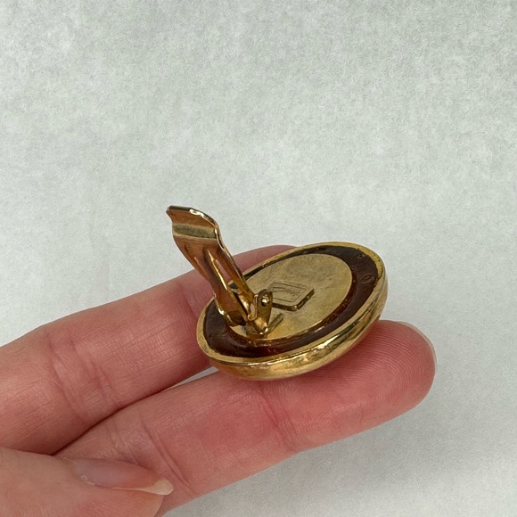 Vintage DIVA Gold Purple Gripoix Glass Cabochon Earrings - Picture 8 of 10